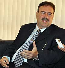 Paulo Siufi afirma que pesquisa pode determinar futuro da aliança PMDB-PSDB Paulo Siufi afirma que pesquisa pode determinar futuro da aliança PMDB-PSDB