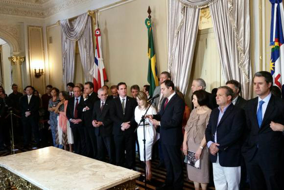Comissão da verdade divulga arquivos históricos sobre financiamento de campanha Recife – A Comissão Estadual da Memória e Verdade Dom Hélder Câmara lançou hoje, no Recife, arquivos inéditos de uma Comissão Parlamentar de Inquérito instaurada em 1963Sumaia Villela/Agência Brasil