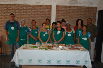 Provida Amambai realiza curso de culinária O grupo que participou do curso Processamento Caseiro da Banana.