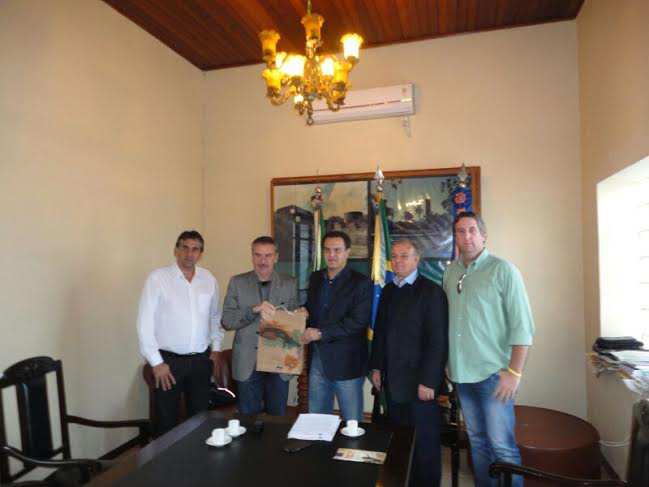 Paulo Corrêa visita cidade que teve autorização de contratar médicos uruguaios Paulo Corrêa visita cidade que teve autorização de contratar médicos uruguaios