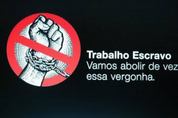 PEC do Trabalho Escravo voltará à CCJ do Senado Divulgado em outubro, o relatório Índice de Escravidão Global 2013, recomenda que o Brasil aprove a PEC do Trabalho Escravo