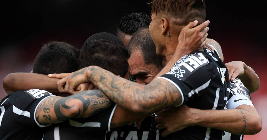Corinthians bate São Paulo novamente e amplia tabu Com gol de Danilo, Corinthians venceu o São Paulo por 1 a 0, no Morumbi, e manteve série invicta no estádio, que vem desde 2007 (Foto: Felipe Rau/Estadão)