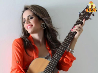 Mariana Fagundes de Inocência faz apresentação no "Programa Raul Gil"