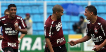 Corinthians admite perda de foco após segunda derrota seguida no Brasileirão Corinthians saiu na frente, mas permitiu virada do Avaí em Florianópolis