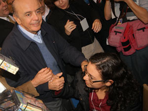 Serra visitou nesta terça, a 9ª Expocristã, realizada no Expo Center Norte