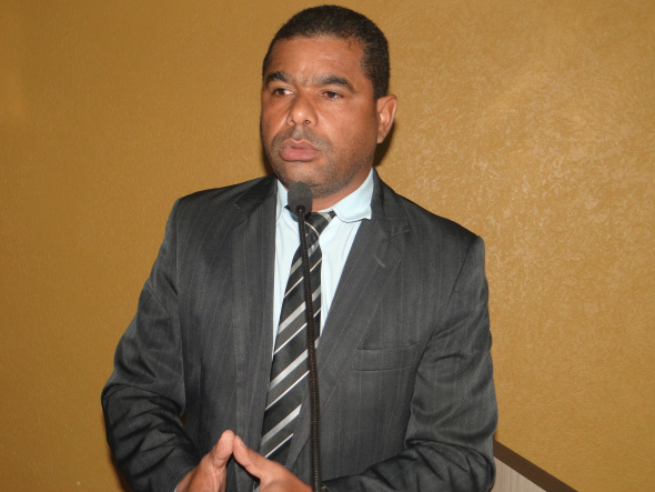 Vereador Nicoline cobra atendimento aos moradores da vila Santo Antônio Vereador de Amambai, David Nicoline (SDD) Foto: Moreira Produções