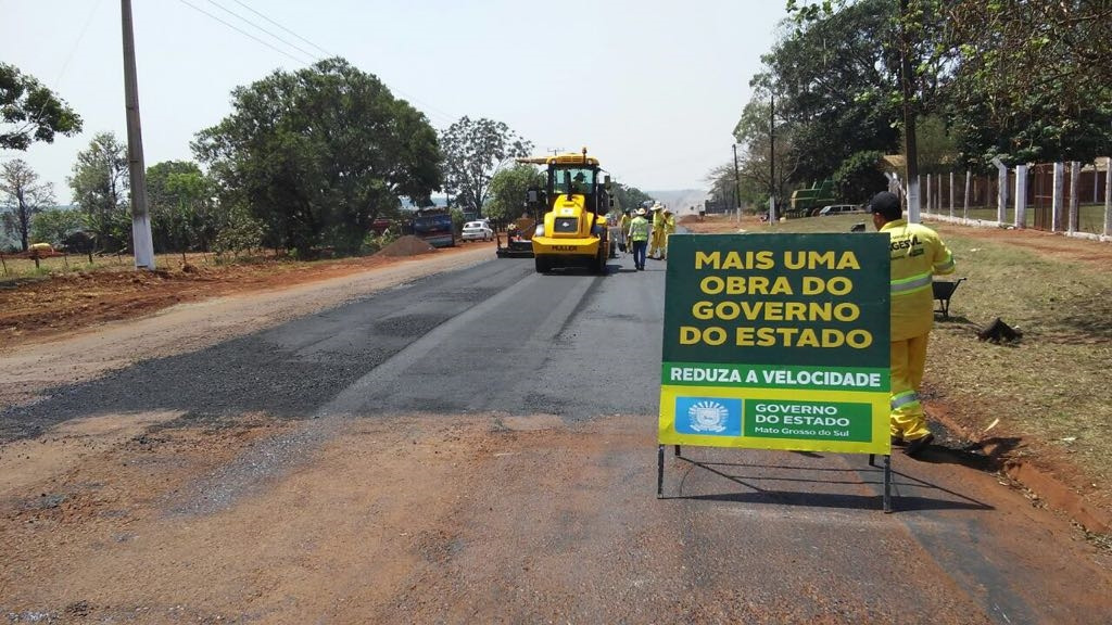 Governo do Estado inicia recuperação da MS-286, em Aral Moreira Reivindicação dos moradores foi atendida pelo Governador Reinaldo Azambuja / Foto: Divulgação