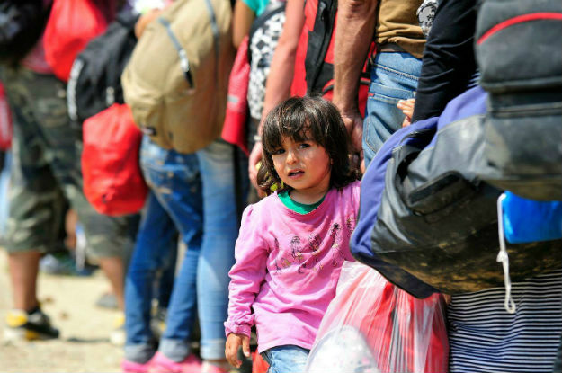 Unicef: crianças refugiadas e migrantes na Grécia enfrentam "crise dupla"