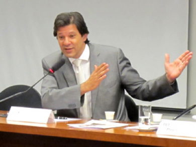 Datas de novas provas do Enem saem na próxima semana, diz Haddad