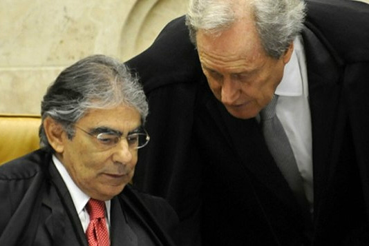 Proposta de Dilma divide juízes Proposta de Dilma divide juízes