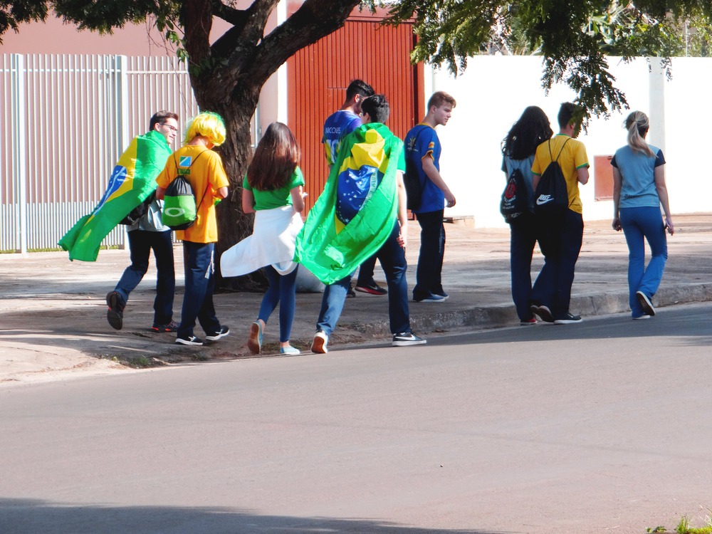 Imagem da Semana: Amambaienses se animam a cada vitória da Seleção Foto: Moreira Produções