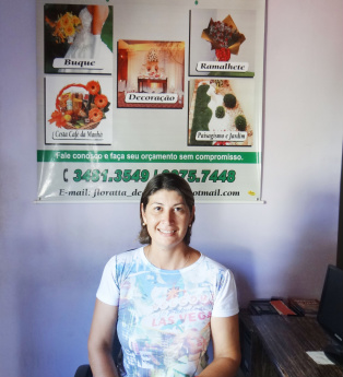 Presente de Natal para comércio de Amambai é ampliar vendas em 15% Gelza Dutra, proprietária da Floratta.