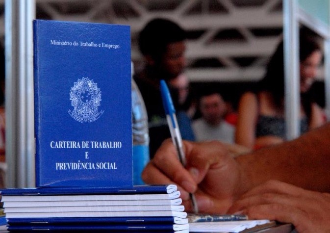 Mercado de trabalho apresenta melhora em setembro, destaca indicador da FGV Indicador avançou em componentes que medem a satisfação com os negócios, serviços, consumo e a expectativa de conseguir emprego