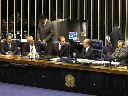 Sarney afirma no Plenário do Senado que a "OAB é um ícone da sociedade" A sessão em homenagem aos 80 anos da OAB foi realizada no Plenário do Senado nesta quinta-feira. (Foto: Eugenio Novaes)