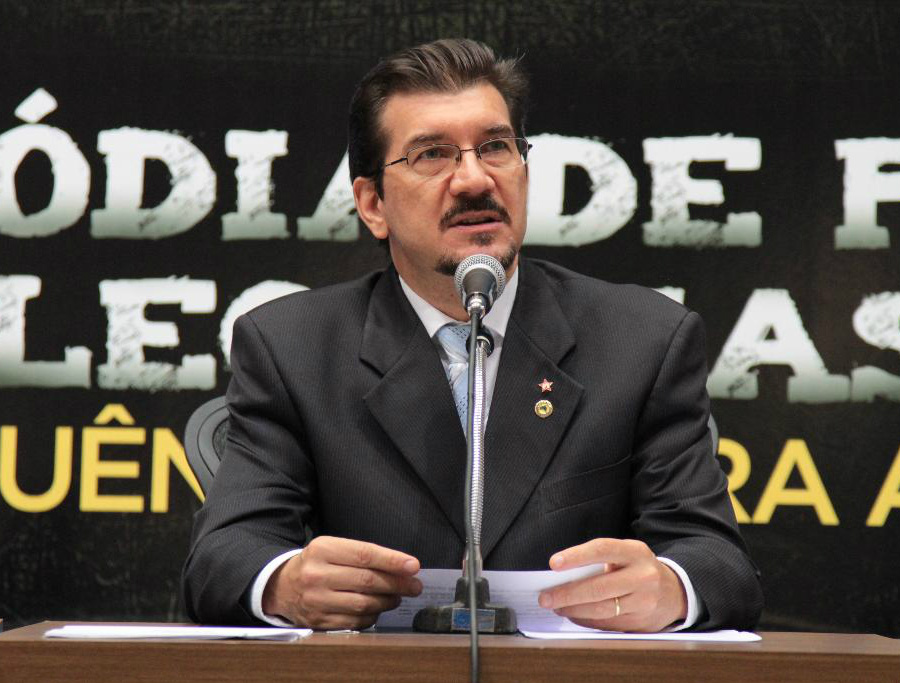 Audiência pede providências contra superlotação nas delegacias Audiência pública foi proposta pelo deputado Pedro Kemp em conjunto com o Sinpol.