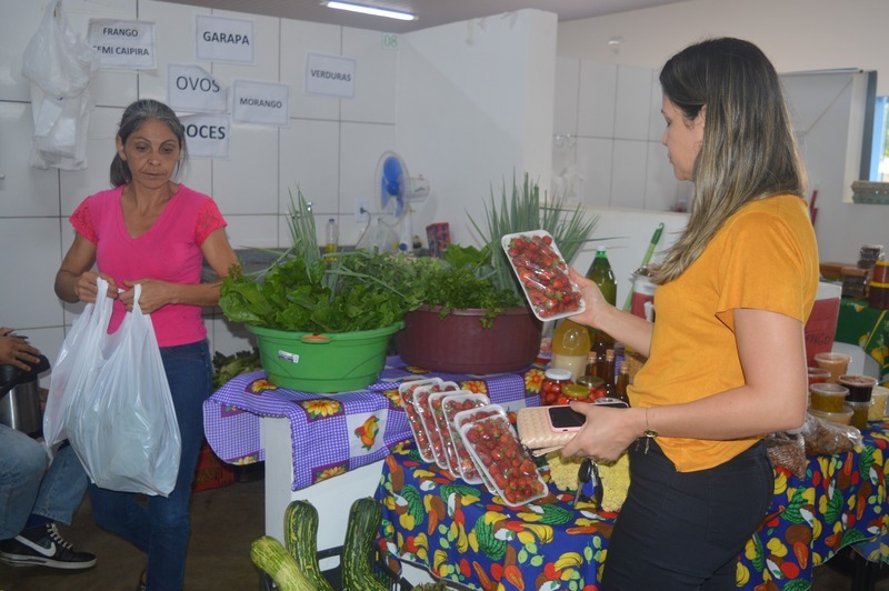 Sábado é dia de Mercado Municipal em Amambai No Mercado Municipal você encontra variedade em produtos / Foto: Moreira Produções