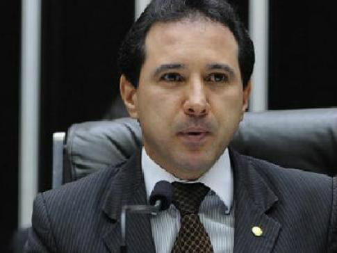 Supremo determina prisão imediata do deputado Natan Donadon Supremo determina prisão imediata do deputado Natan Donadon (Procuradoria Geral de Rondônia / www.pge.ro.gov.br)
