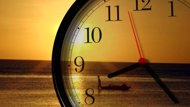 Horário de Verão começa neste domingo em três regiões do país Horário de Verão começa neste domingo em três regiões do país