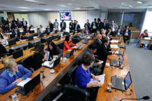 Prestação de contas de pequenos municípios deverá ser simplificada Matéria foi aprovada pela CCJ do SenadoFoto: Divulgação