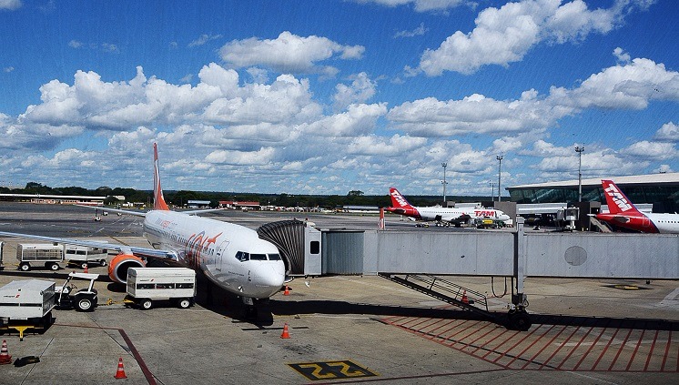 Intenção de viagem de avião atinge maior índice em três anos Intenção de viagem de avião atinge maior índice em três anos