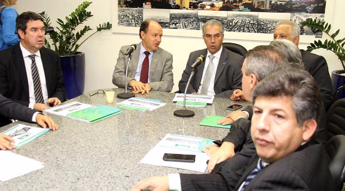 Prazo para adesão ao Refis com desconto de até 95% começa nesta segunda (16) Aprovada pelos deputados estaduais, a Lei que criou o Refis foi sancionada pelo governador Reinaldo Azambuja na semana passada