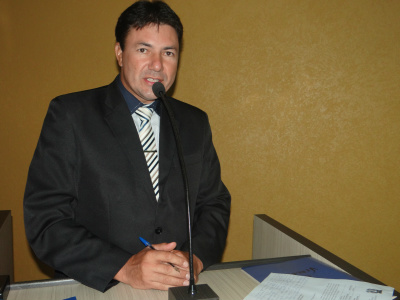 Vereador Jaime Bambil solicita recursos para asfalto em Amambai Vereador de Amambai, Jaime Bambil / Foto: Moreira Produções