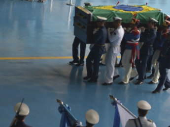 Jango será enterrado com honras de chefe de Estado Goulart morreu no exílio, na Argentina, em 6 de dezembro de 1976