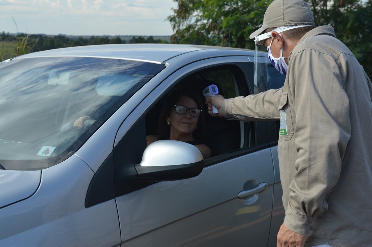 Todos os veículos são parados / Foto: Moreira Produções