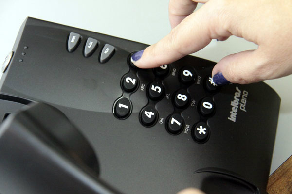 Ligações de telefones fixos para celulares estão mais baratas