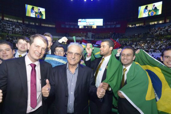 Brasil conquista 1º lugar em olimpíada mundial de profissões