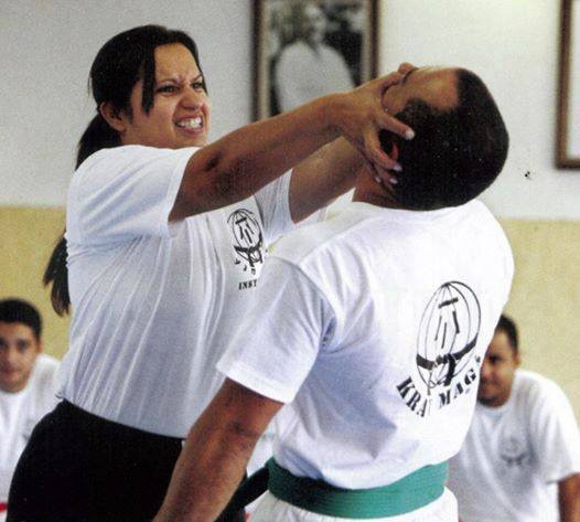 Em Amambai, escola Dragões de Fogo promove curso de defesa pessoal para mulheres As aulas são voltadas ao público feminino / Foto: Divulgação