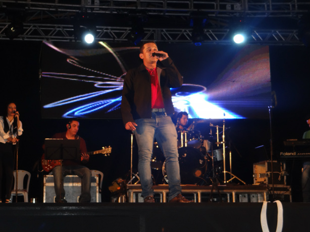 No próximo final de semana, acontece em Amambai a seletiva para o Festibai Em 2014, 6° Festibai foi recorde de público e participações, retomando a grande festa da música no Município./ Foto: Decom