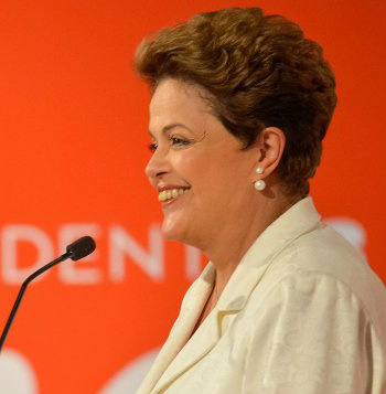 Dilma: "Povo não quer fantasmas do passado" Dilma: "Povo não quer fantasmas do passado"