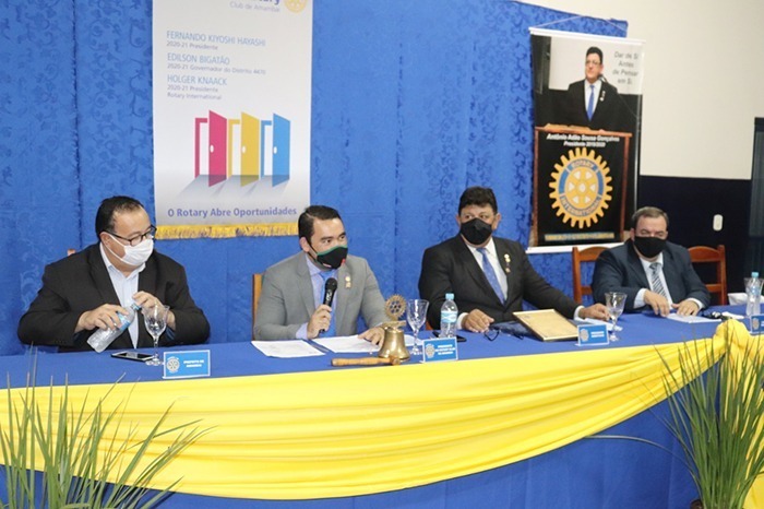Paulo Sérgio assume presidência do Rotary em Amambai Assume o cargo o comerciante Fernando Kiyoshi Hayashi / Fotos: Decom