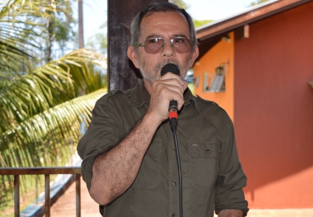 Presidente do Simted de Amambai, professora Humberto Vilhalva Foto: Moreira Produções