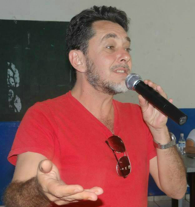 Tudo, ao mesmo tempo, agora! Luiz Peixoto
