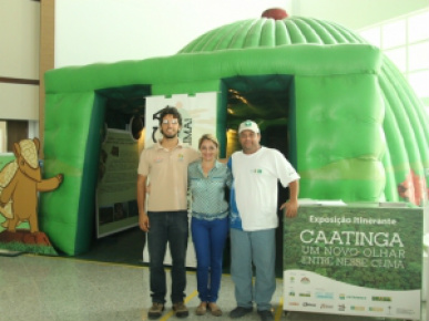 A exposição é uma iniciativa da Associação Caatinga