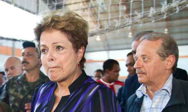 Testemunhas relatam desespero e mortes no incêndio de boate em Santa Maria Dilma vai às lágrimas ao visitar o local onde se encontram as vítimas da tragédia em Santa Maria, no Rio Grande do Sul