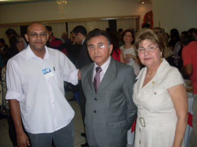 Pastor de Amambai participa de Fórum Antidrogas em Campo Grande Pastor Lucivaldo Da Silva Lima - Presidente do Comad, Dr. Odilon De Oliveira - Juiz Federal e Helena Demetrio Gasparine - Cead - Coordenadora do Fórum Estadual.