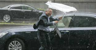 Japão registra seis mortos após passagem do Tufão Phanfone