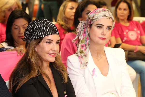 As deputadas Mara Caseiro e Antonieta Amorim durante lançamento da campanhaFoto: Victor Chilemo