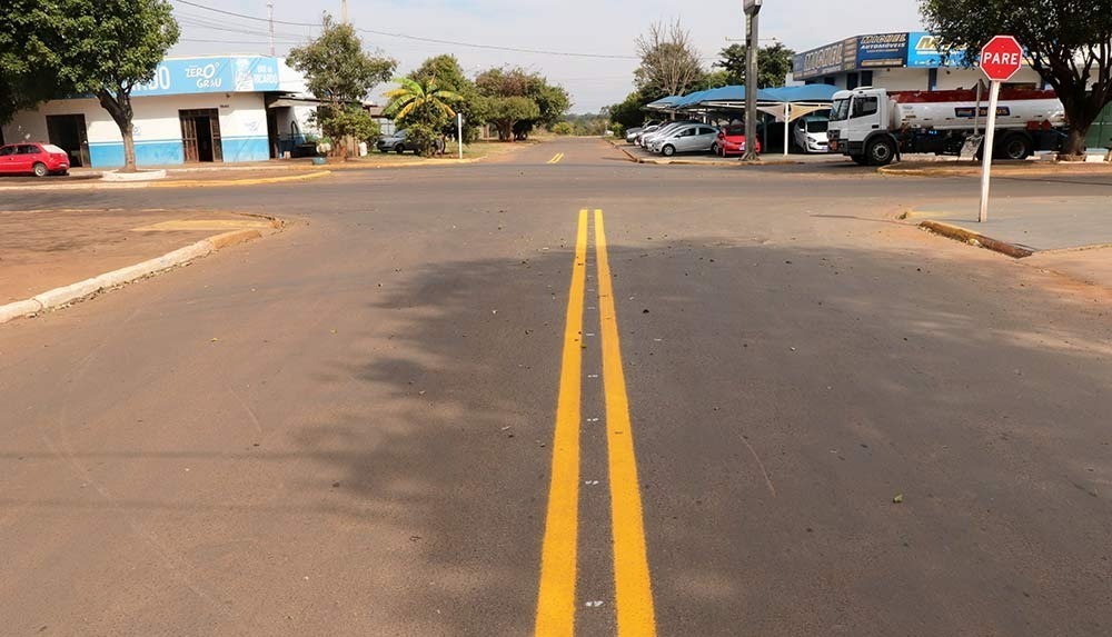 DETRAT e DETRAN recuperam sinalização vertical e horizontal da avenida Foto: Decom