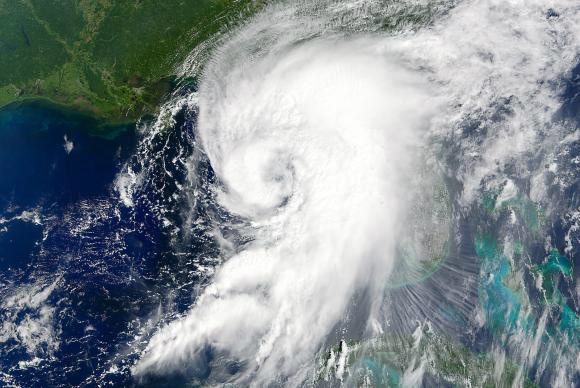 Imagem divulgada pela Nasa mostra o furacão Hermine se aproximando da costa oeste da Flórida Imagem de Divulgação/Nasa/direitos reservados