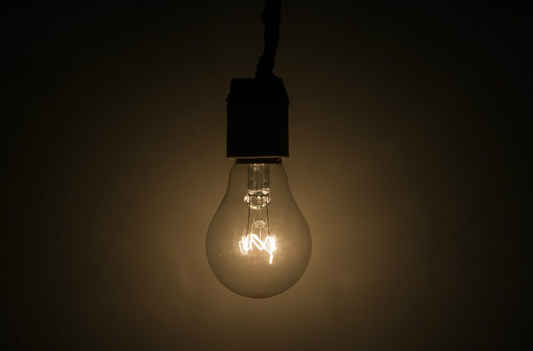 Governo executa mais de R$ 251 bilhões do PAC em 2015 Atualmente, o Luz para Todos, parte do Programa de Aceleração do Crescimento, beneficia 3.258.086 famílias ou cerca de 15,6 milhões de moradores em áreas rurais / Foto: Divulgação
