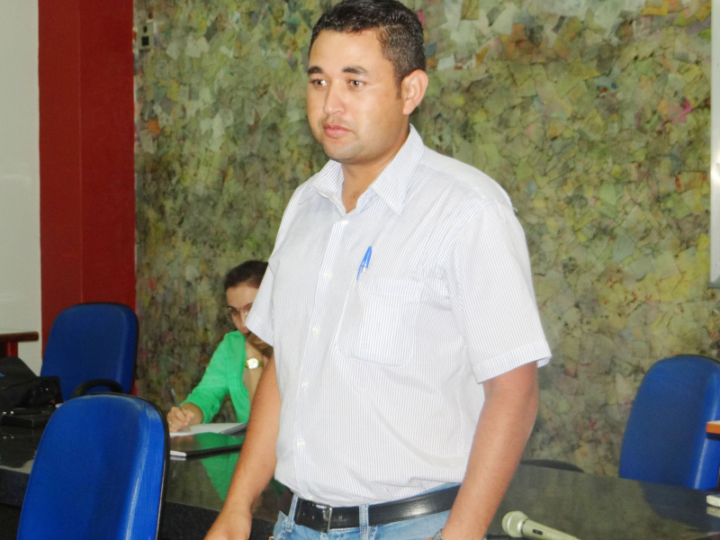 Comissão de Combate a Dengue prepara campanha Amambai Livre da Dengue O presidente do comitê é Reginaldo Prudente, dos Serviços Urbanos do município.