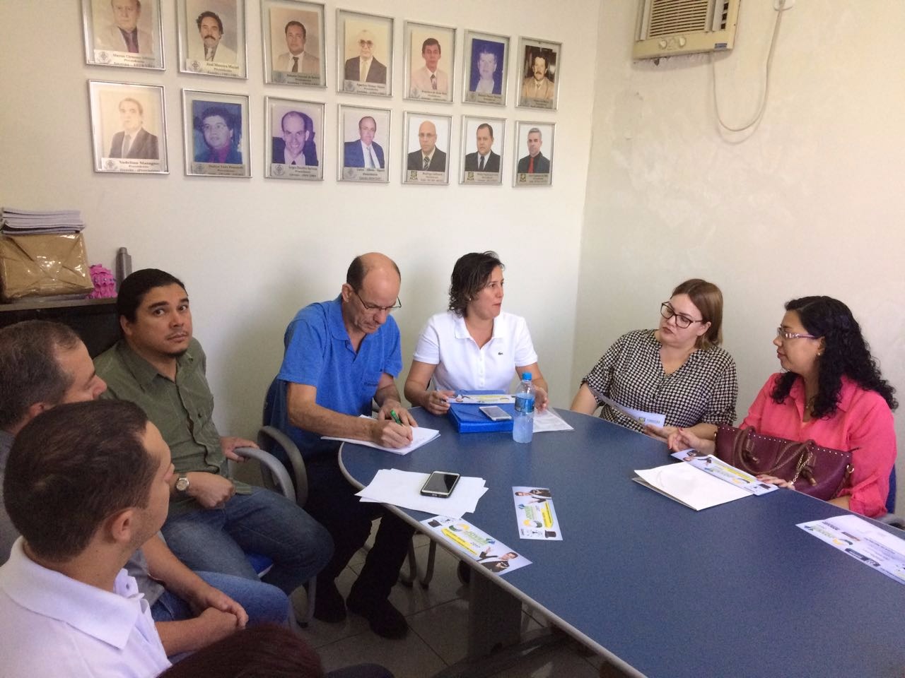 Amambai terá projeto Jovem Empreendedor A reunião aconteceu na manhã dessa segunda-feira (16) / Foto: Divulgação