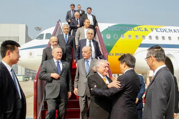 Temer diz que habilitação de Dilma para funções públicas é questão jurídica Xangai/China - Presidente da República, Michel Temer, chega à China Beto Barata/PR