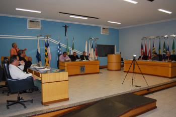 Resumo sessão da Câmara realizada no dia 22 de novembro Plenário Lourino de Jesus Albuquerque no Legislativo Municipal de Amambai.