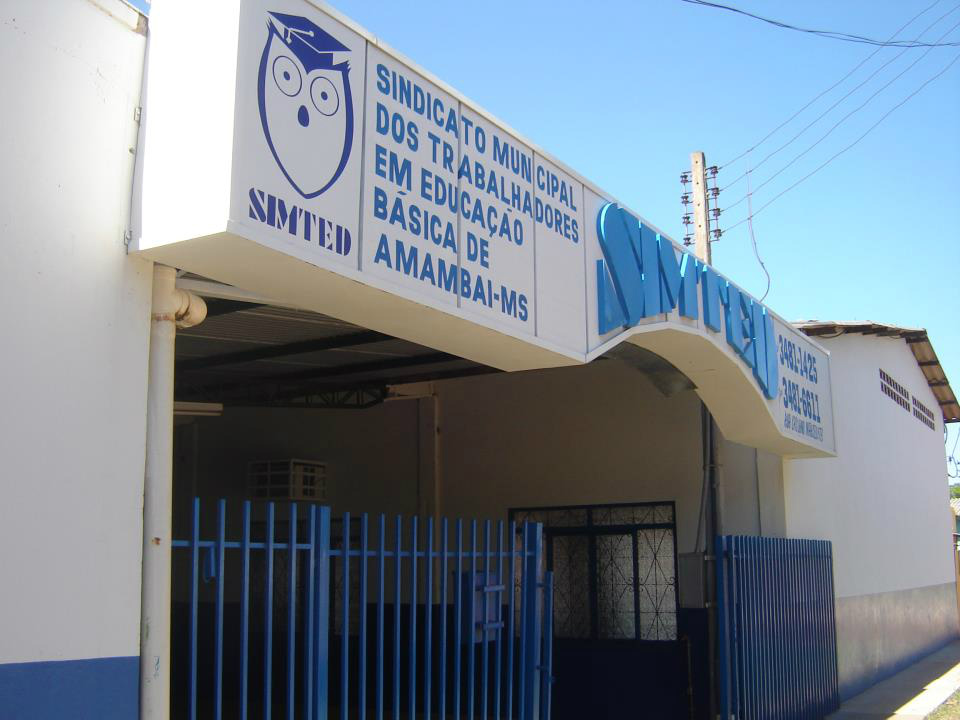 A sede do Simted de Amambai, dotada de boa infraestrutura, está localizada na Rua Cassiano Marcelo, 1735 - Vila Doriana. 