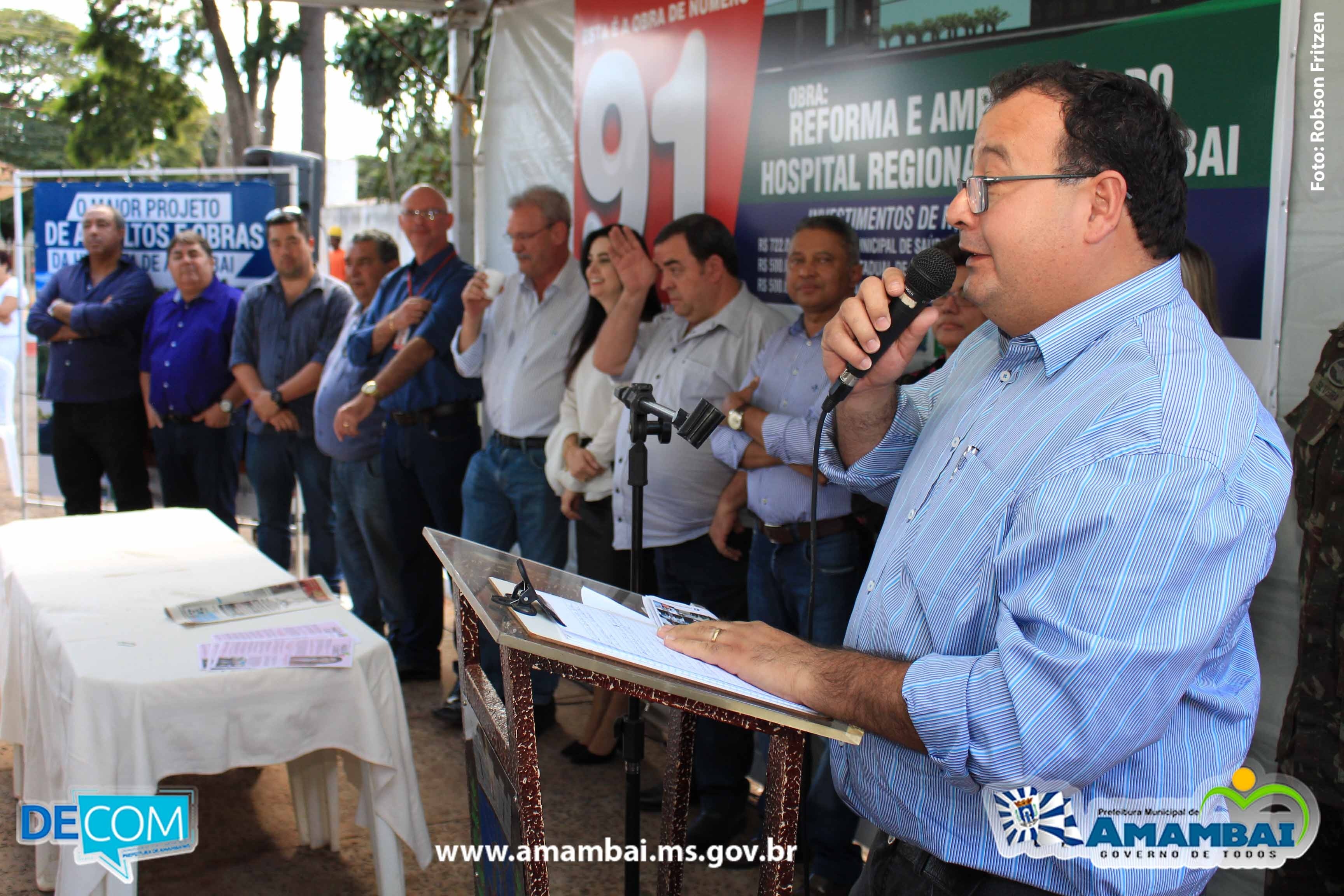 Emocionado, o prefeito lembrou do tempo em que  despertou o interesse em ser médico / Foto: Decom
